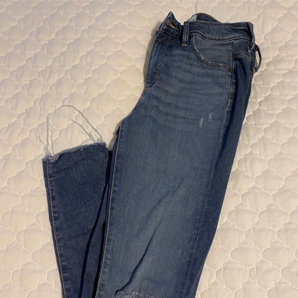 Universal Thread 4/27R High Rise Skinny